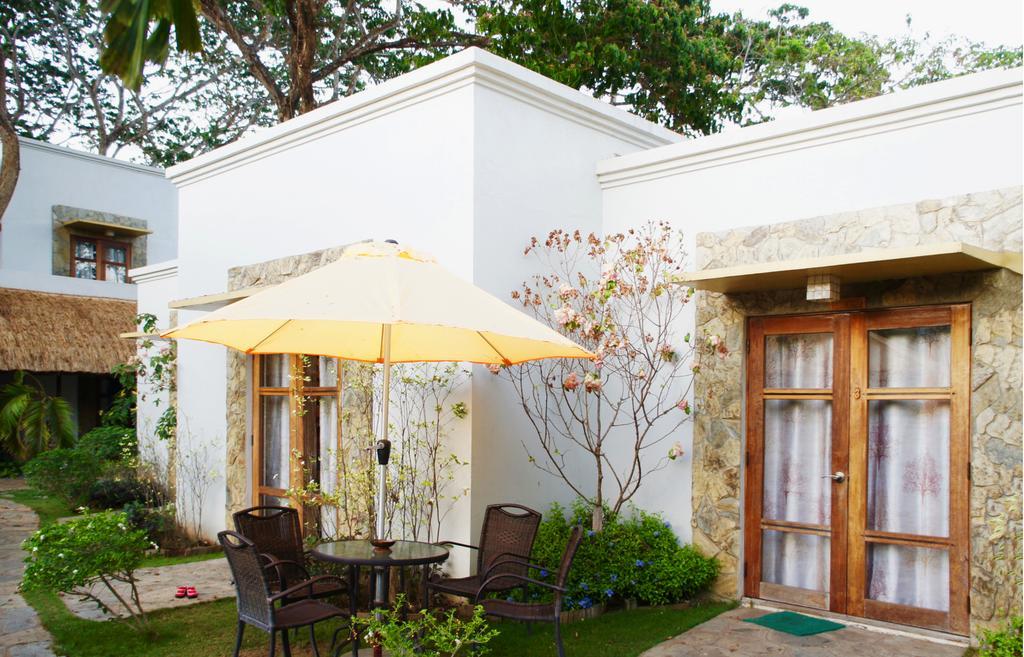 Acacia Tree Garden Hotel Puerto Princesa Ruang foto